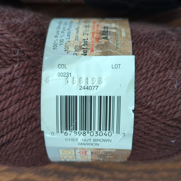 Paton's Classic Wool Medium Weight (4) - Picture 4 of 11